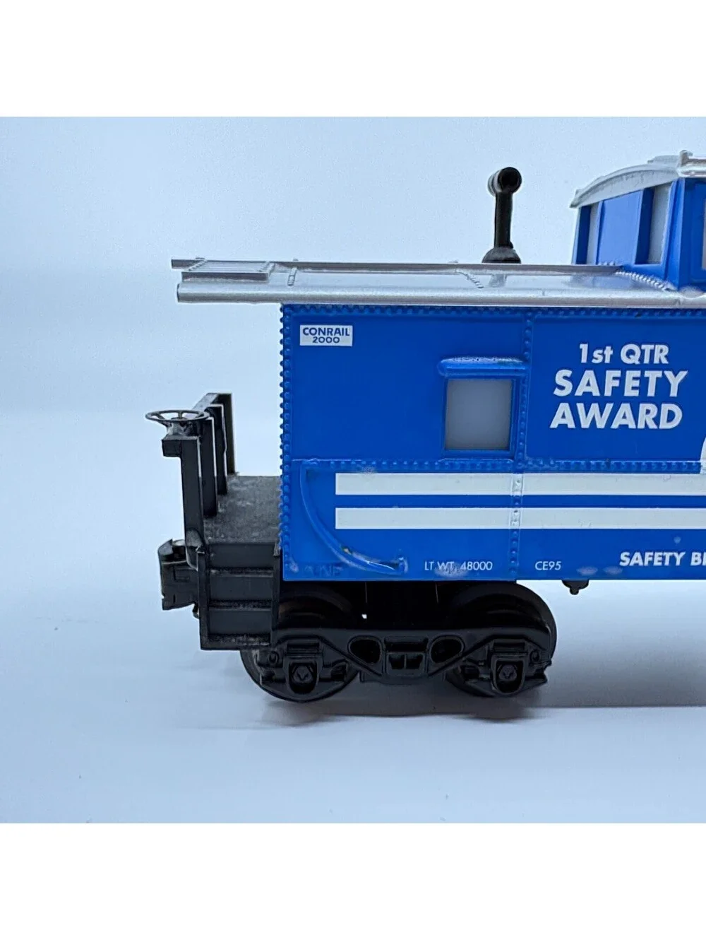 K-Line K611-9015 O Gauge Conrail 1st Quarter Safety Award Illuminated Caboose